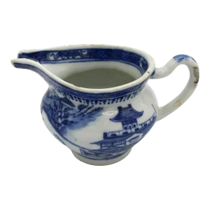 Circa 1830 Blue Canton Sauce Jug, Chinese Export. Qing Dynasty