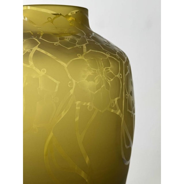 Italian Gold Yellow Glass Vase by Richard Rooze For Sale - Image 9 of 13