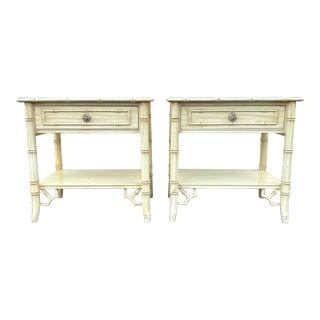Vintage Thomasville Allegro Faux Bamboo Fretwork Hollywood Regency Nightstands - a Pair For Sale