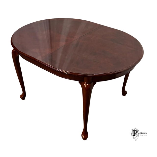 Early 21st Century Vintage Queen Anne Style High Gloss Mahogany Extension Dining Table For Sale - Image 5 of 11