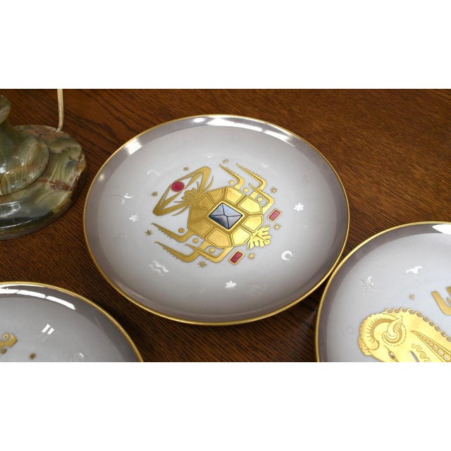 Black Vintage Zodiac Cancer Plate in 24k Gold Porcelain from Arte Morbelli, Italy, 1970s For Sale - Image 8 of 9