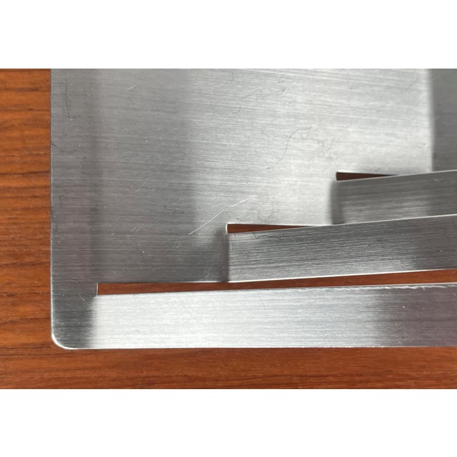 Postmodern Minimalist Metal Fruit Bowl, 1980s For Sale - Image 5 of 18