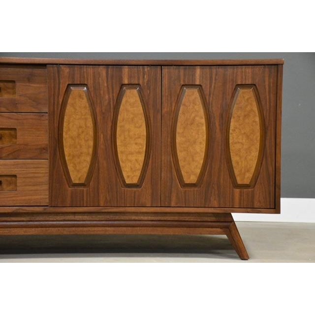 1960s Refinished Walnut and Burl Long 78” Dresser by Young Manufacturing For Sale In Boston - Image 6 of 9