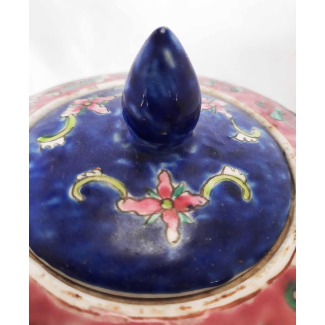 Chinese Mid-20th Century Chinese Famille Rose Cobalt Blue Ground Lidded Ginger Jar For Sale - Image 3 of 5