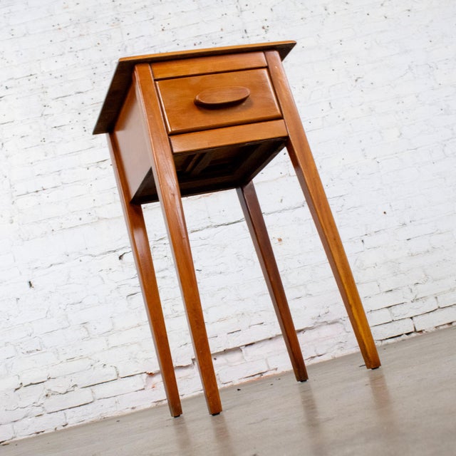 Mid-Century Modern 1930s to 1950s Transitional Solid Maple Nightstand or End Table With Hand Carved Pulls For Sale - Image 3 of 18