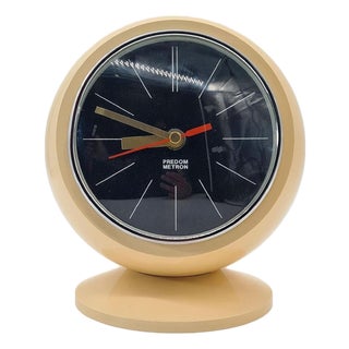 Vintage Z 312-17 Mantel Clock, 1970s For Sale