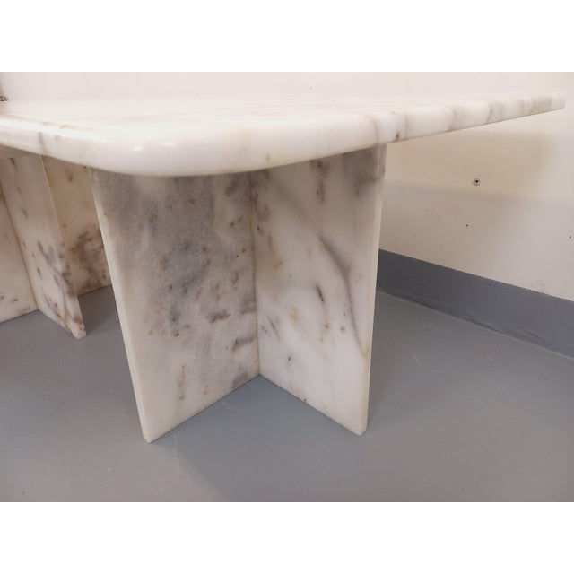 Vintage Nesting Tables in White Marble, 1970s, Set of 2 For Sale - Image 14 of 18