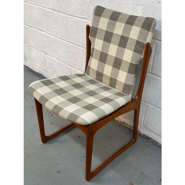 Mid 20th Century Set of Six Danish Mid-Century Modern Teak Sled Leg Dining Chairs by Art Furn For Sale - Image 12 of 17