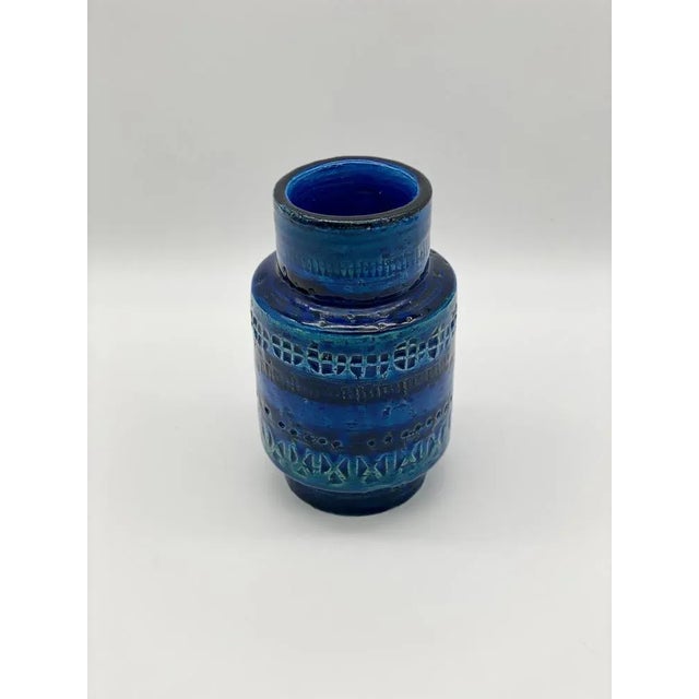 1970s Rimini Blue Vase by Aldo Londi for Bitossi, Italy, 1970s For Sale - Image 5 of 9