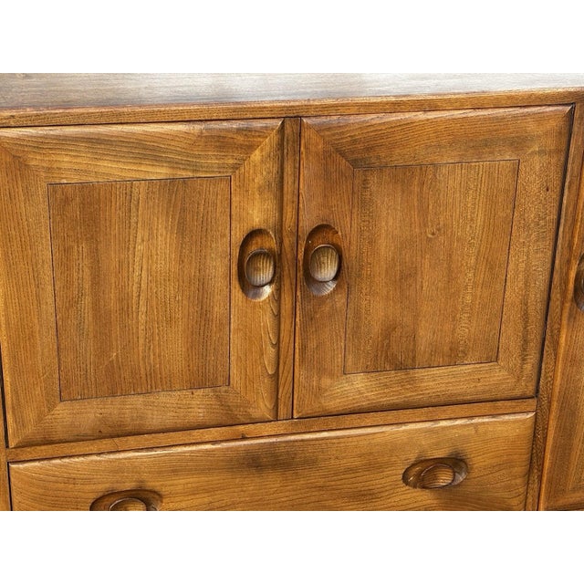 Mid-Century Model No 467 Sideboard by Lucian for Ercol For Sale - Image 4 of 13