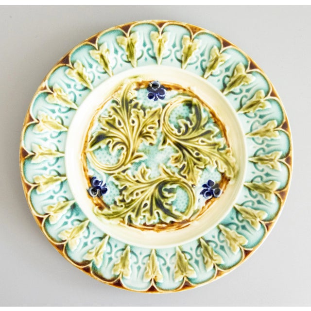 Antique French Majolica Acanthus Leaves & Ivy Plate, C. 1880 For Sale In Houston - Image 6 of 6