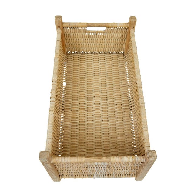 Late 19th Century Scandinavian Hand Woven Pine Basket, 1890 For Sale - Image 5 of 8