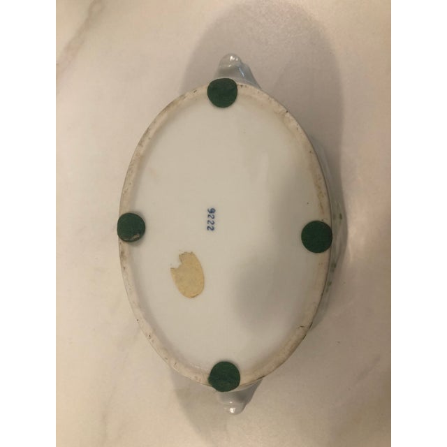 Green Vintage Scalloped Edged Kelly Green Jardiniere Cache Pot For Sale - Image 8 of 11