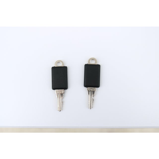 Modern Minimalist Knoll Reff Profiles Classic Credenza Sideboard in Bright White For Sale - Image 15 of 18