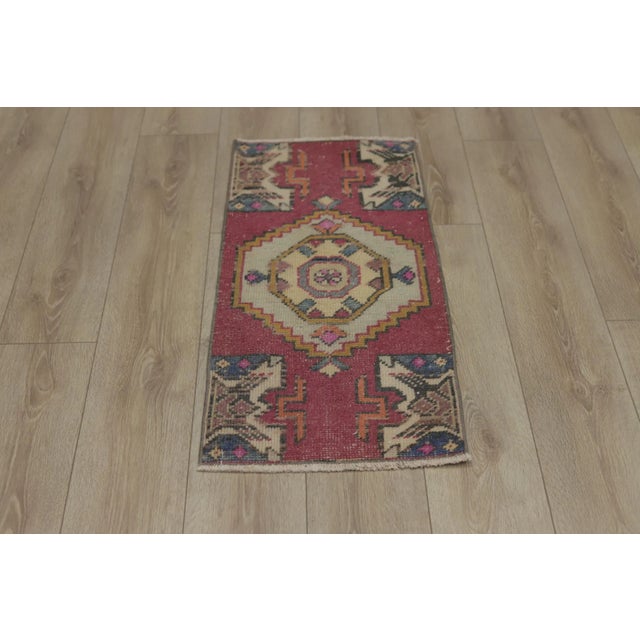 1970s Turkish Bohemian Style Geometric Oushak Doormat Rug For Sale - Image 13 of 13