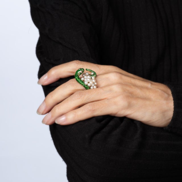 Metal Vintage Enamel Snake Ring 14k Yellow Gold Sz 6 Cultured Pearl Diamond Band For Sale - Image 7 of 8