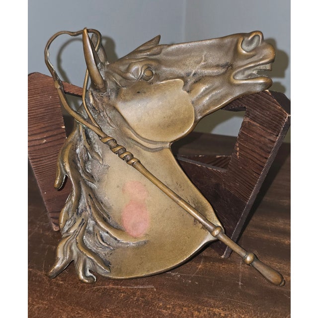 A rare vintage cast‑brass horse‑head ashtray from the St. Louis Car Company, the historic American manufacturer of...