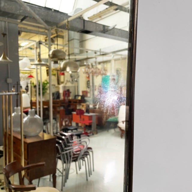 Brown Mid-Century Modern Italian Shaped Wall Mirror in Burnished Brass, 1950s For Sale - Image 8 of 15