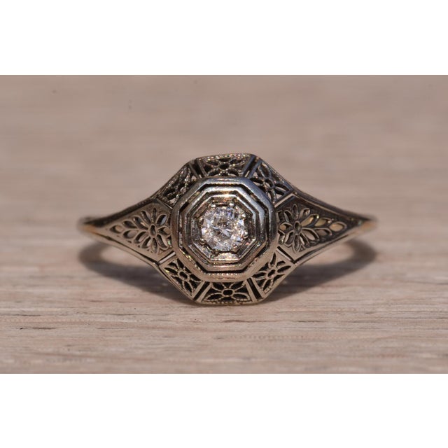 The Davis Drive: Art Deco Engagement Ring in White Gold For Sale - Image 4 of 11