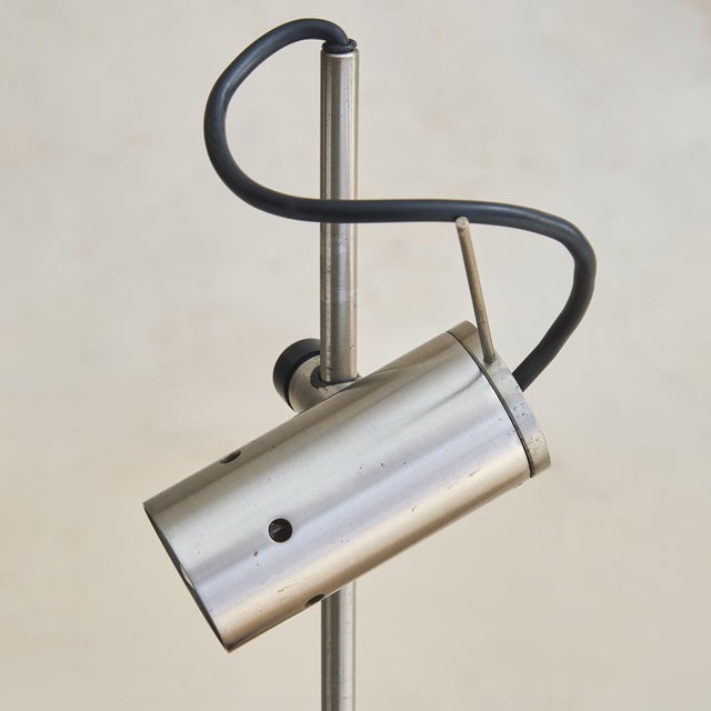 Italian Model '251' Table Lamp by Tito Agnoli for Oluce, 1950s For Sale In Chicago - Image 6 of 10