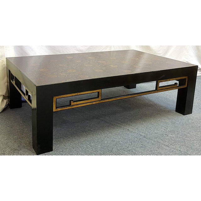 Vintage Chinoiserie Style Black Lacquer Coffee Table With Gold Floral Designs For Sale - Image 4 of 18