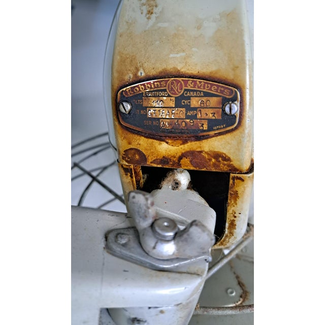 Vintage Robbins & Myers 3-Speed Metal Desk Fan, Brantford Canada, Circa 1950 For Sale - Image 12 of 13
