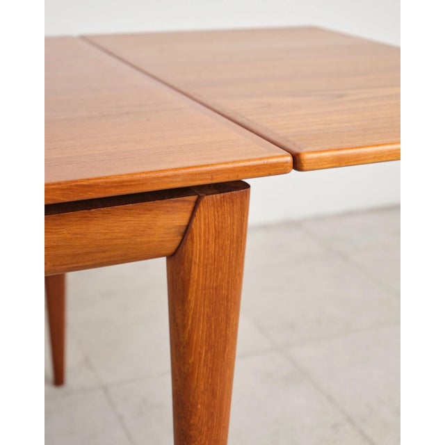 Extendable Dining Table Model 12 in Teak by Niels O. Møller for j.l. Møllers, Denmark, 1960s For Sale - Image 12 of 18