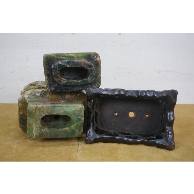 Antique Chinese Qing Dynasty Carved Green & Yellow Jade Pheasant Urn For Sale - Image 9 of 12