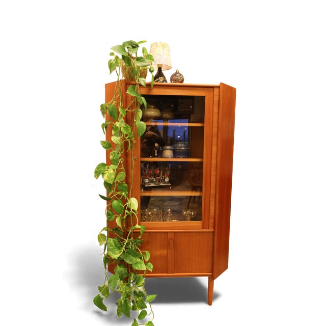 Vintage Danish Corner Cabinet in Teak with Glass Door by Gunni Omann, 1960s For Sale - Image 6 of 9
