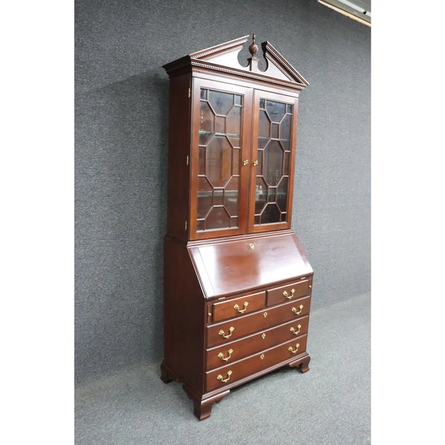Stickley Mahogany Secretary Desk For Sale In Philadelphia - Image 6 of 10