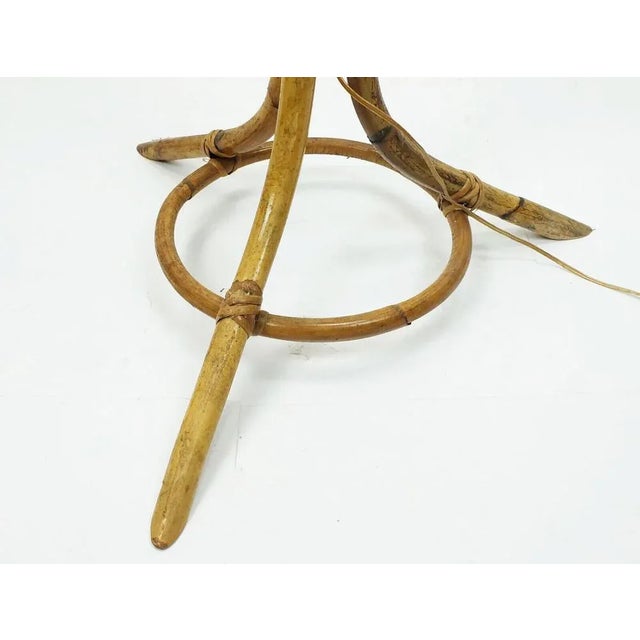 Brown Mid-Century Tiki Era Tripod Floor Lamp in Bamboo and Rattan, 1950s For Sale - Image 8 of 11