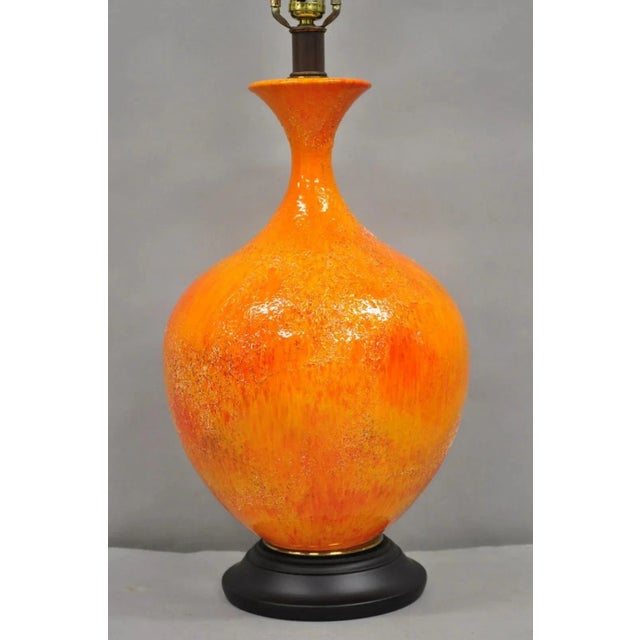 Mid-Century Modern Vintage Mid Century Modern Orange Lava Glazed Bulbous Ceramic Pottery Table Lamp For Sale - Image 3 of 12