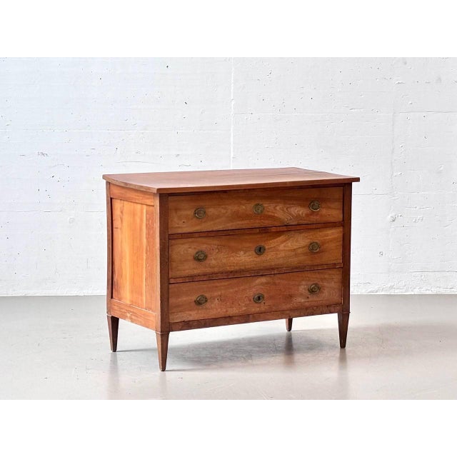 Early 20th Century Antique Neoclassical Chest of 3 Drawers For Sale - Image 11 of 17