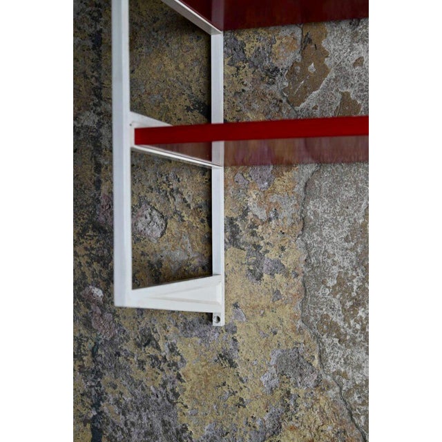 With its simple yet incredibly effective design, this sthuberth-werk shelf is a west german design classic. Dating from...