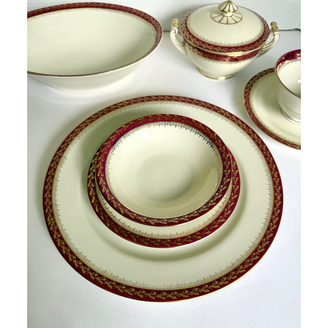 1920s Moritz Zdekauer Raspberry and Gold Porcelain Czechoslovakia Dinnerware Set of 28 Pieces For Sale - Image 11 of 13