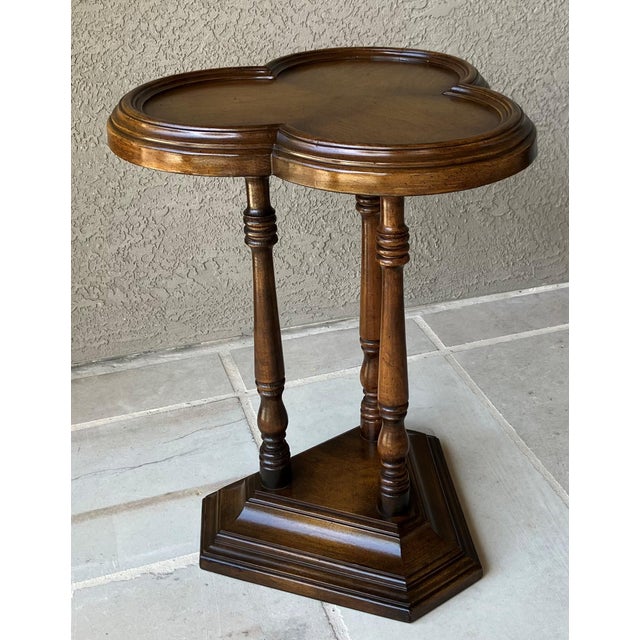 Mid 20th-Century Cricket-Style Trefoil Top Pedestal Base Accent Table For Sale - Image 18 of 18