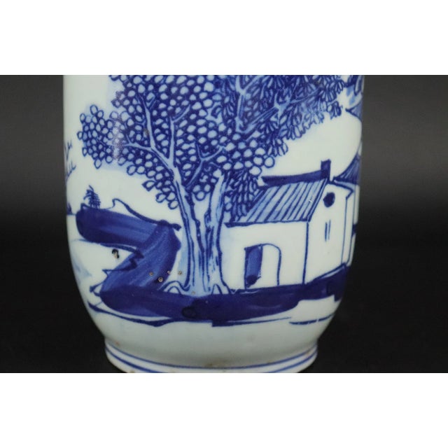 Two Vintage Chinese Blue and White Vases For Sale - Image 4 of 4
