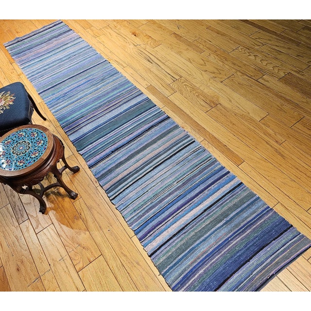 Vintage American Amish Rag Runner is in stripe design and has a very modern design format and can be incorporated into any...
