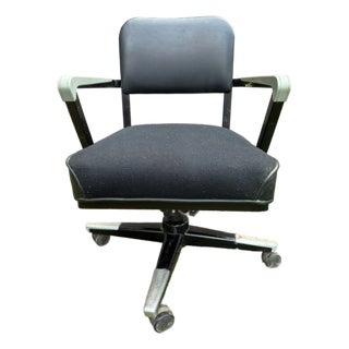 1960s MCM Rolling Swivel Tanker Chair by McDowell and Craig For Sale