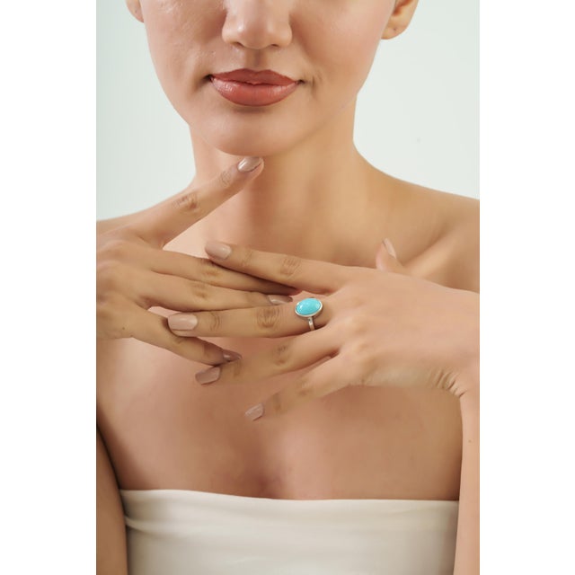 Minimalist 4.7 Ct Oval Turquoise Bezel Set Solitaire Ring in 925 Sterling Silver Size 6 For Sale - Image 4 of 15