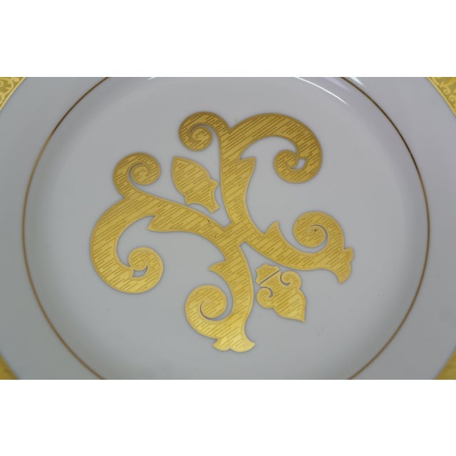 Vintage Royal Gallery Gold Porcelain Buffet Dinner Plates 1991 Macy's - Set of 12 For Sale - Image 10 of 11