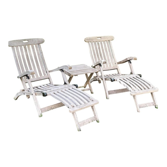 Early 20th Century British Teak Steamer Chairs With Solid Brass Hardware For Sale