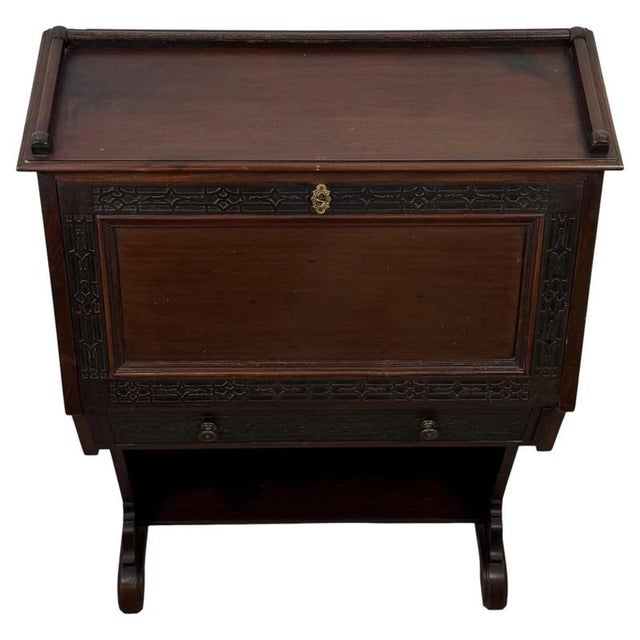 Antique 20th Century English Chippendale Mahogany Bureau For Sale - Image 6 of 15