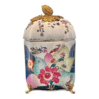 Tobacco Leaf Lidded Square Porcelain Urn With Acorn Finial & Bronze Feet For Sale
