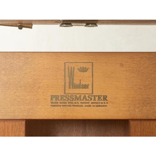 Windsor Valet Stand, 1960s For Sale - Image 13 of 14