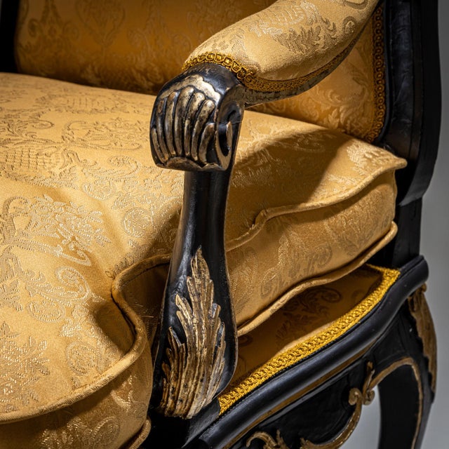 Set of Baroque Armchairs, Mid-18th Century For Sale - Image 15 of 16