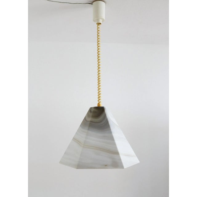 Mid-Century Modern Pendant Lamp in Glass with Marble Effect and Curly Cable, 1970s For Sale - Image 12 of 14
