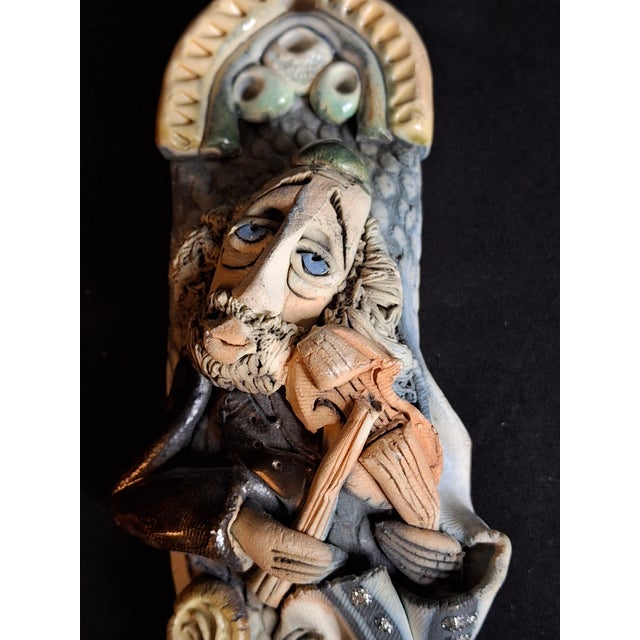 Late 20th Century Vintage Israel Lombrozo Studio Ceramic Mezuzah Case Fiddler on Roof Clay Judaica For Sale - Image 5 of 12