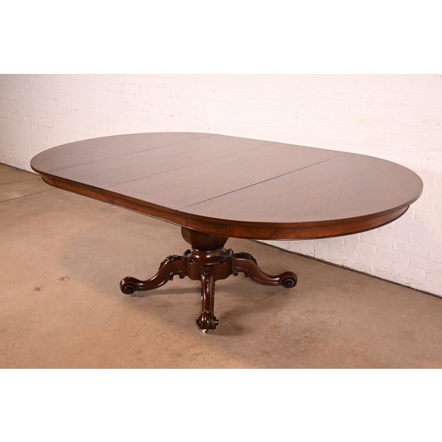 R. J. Horner Style Antique Victorian Carved Rosewood Pedestal Extension Dining Table | Newly Refinished For Sale In South Bend - Image 6 of 14
