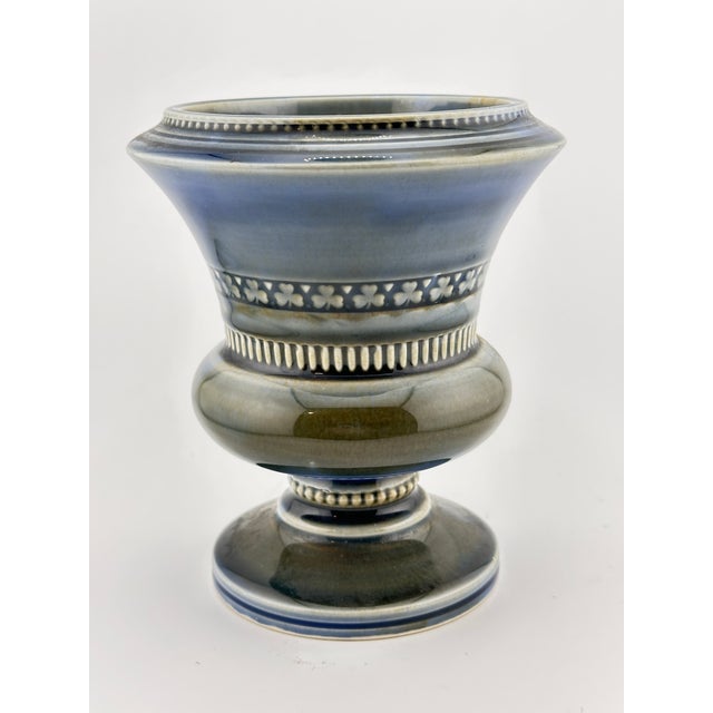 Blue Vintage Wade Pottery Shamrock Vase For Sale - Image 8 of 11
